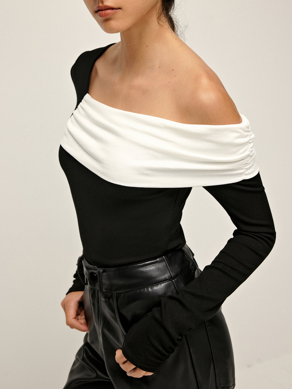 Cold Shoulder Patchwork Pleated T-Shirt