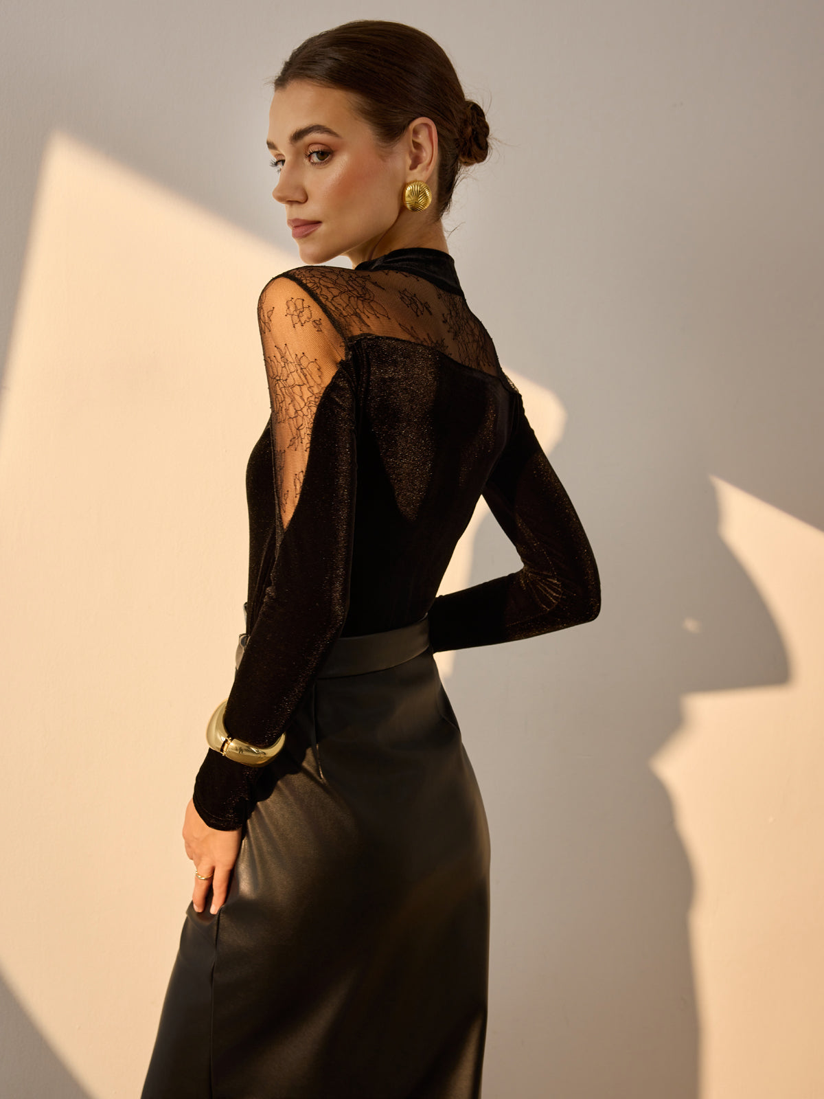 Sheer Lace Panel Velvet Slim Blouse