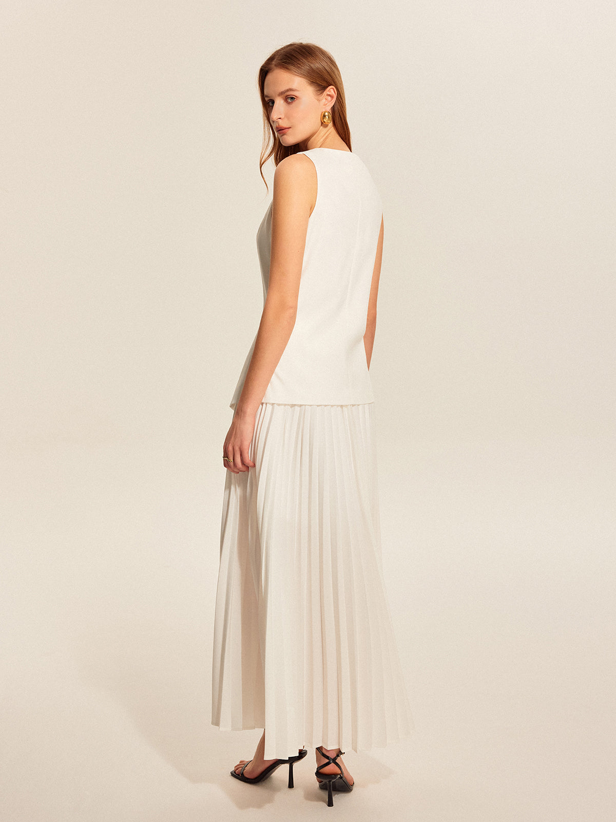 Buttoned Vest Pleated Skirt Set