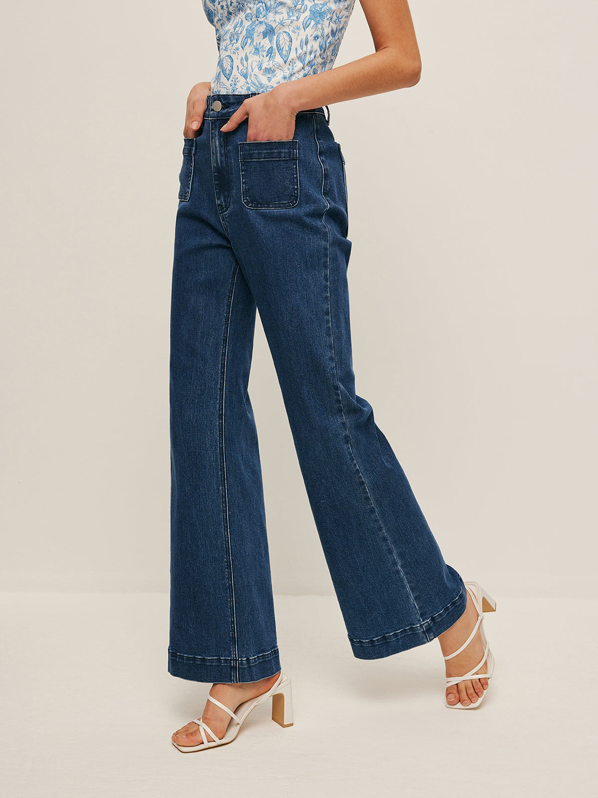 High-Waist Pocket Detail Wide-Leg Jeans