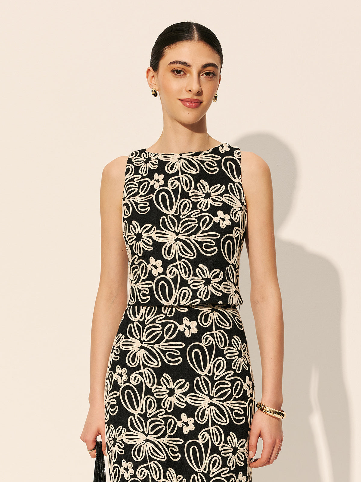 Keyhole Back Floral Embroidered Crop Top