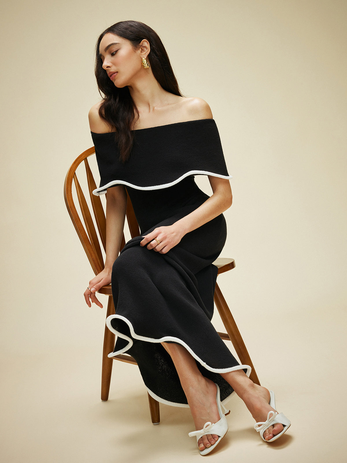 Color Block Off-Shoulder Ruffled Knit Dress