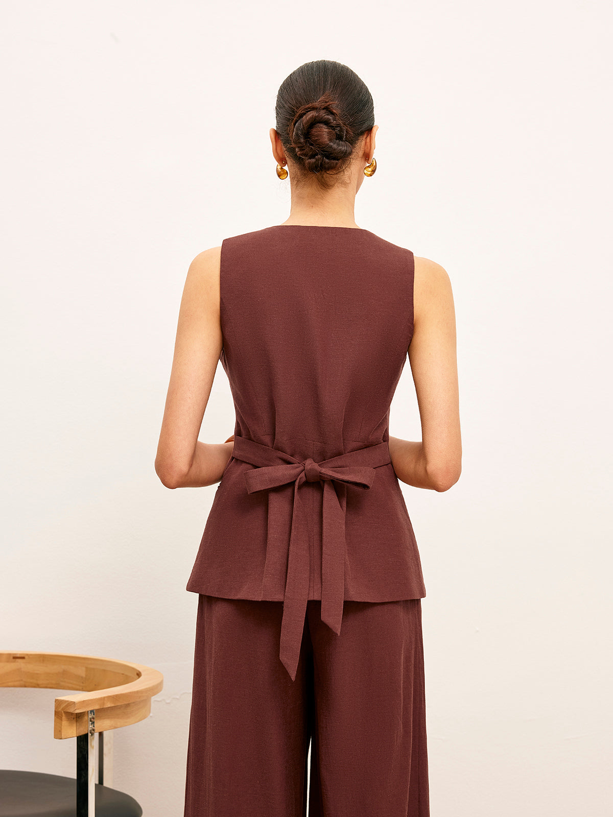 Button-Up Vest With Pocket Detail