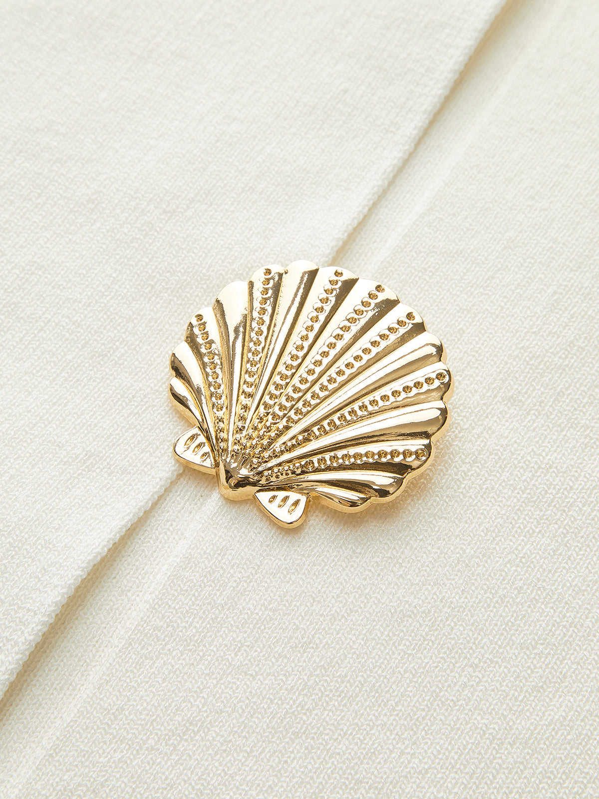 Shell Button Detail Sleeveless Top