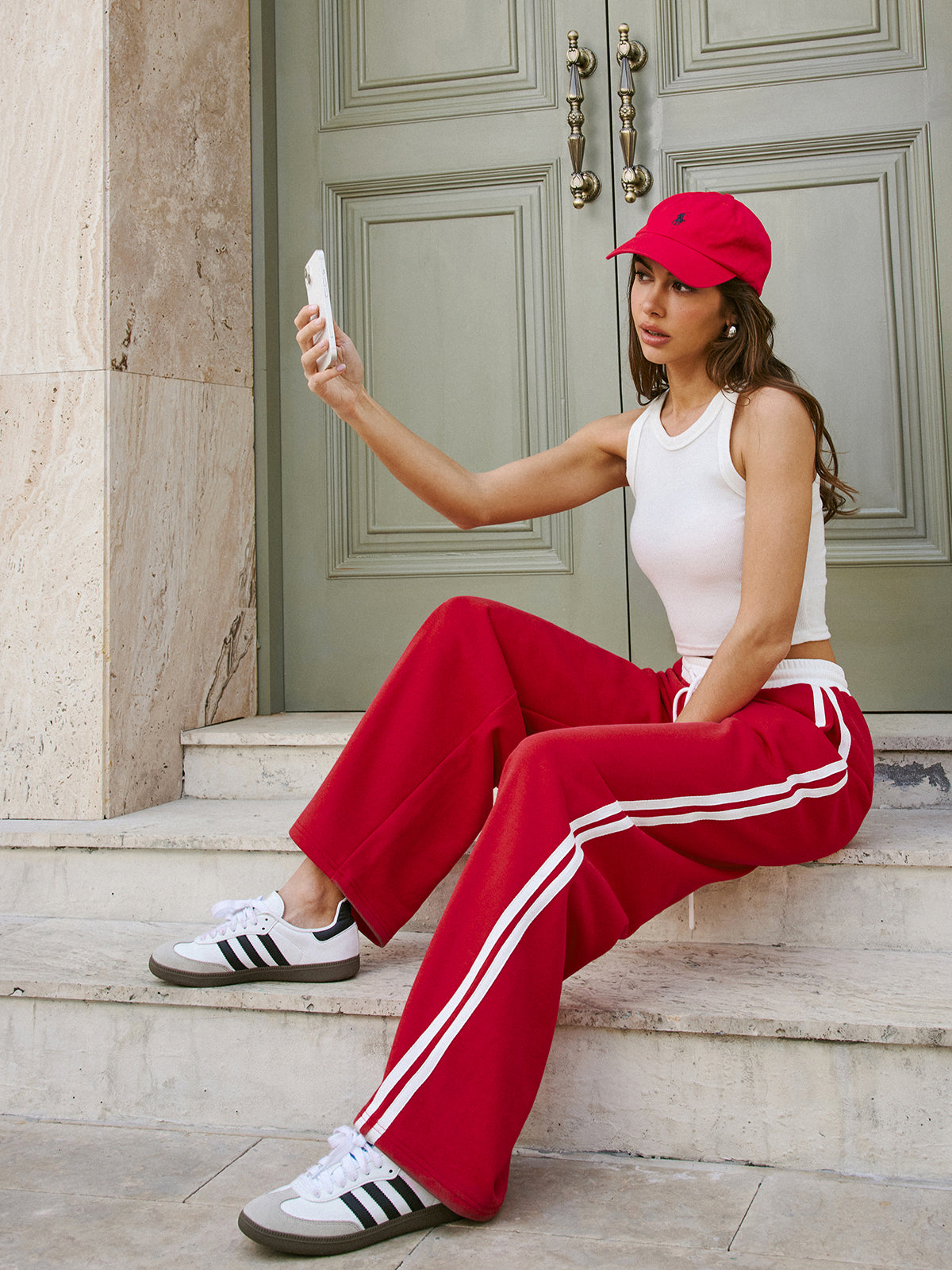 Mid-Waist Drawstring Sweatpants With Side Stripe