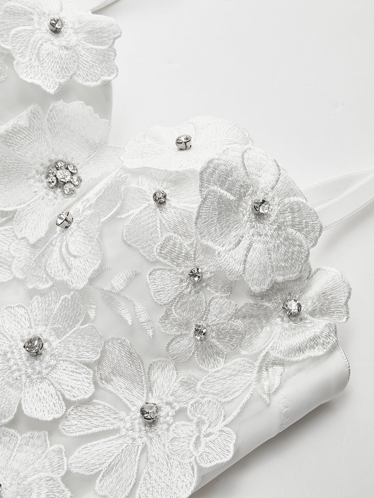 Embroidered Floral Sweetheart Corset