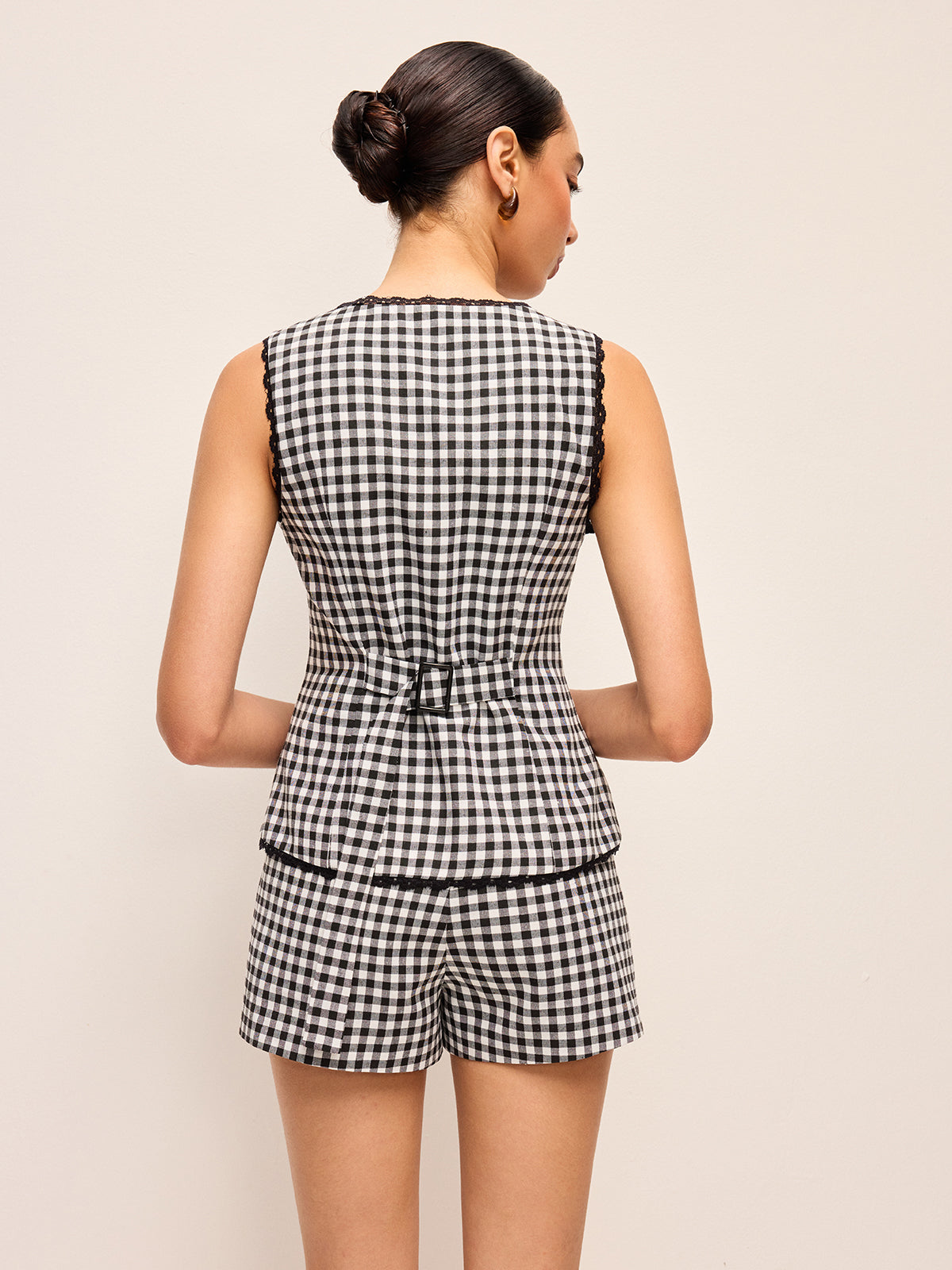 Gingham Sleeveless Button-Front Short-Set With Contrast Trim And Belt