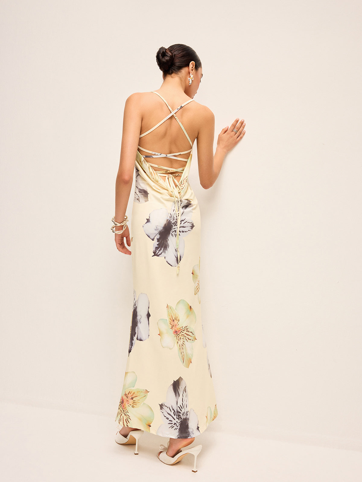 Backless Lace-Up Floral Dress