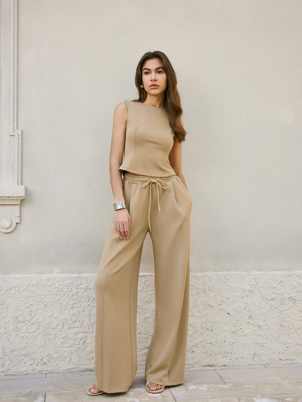 Mid-Waist Drawstring Wide-Leg Sweatpants