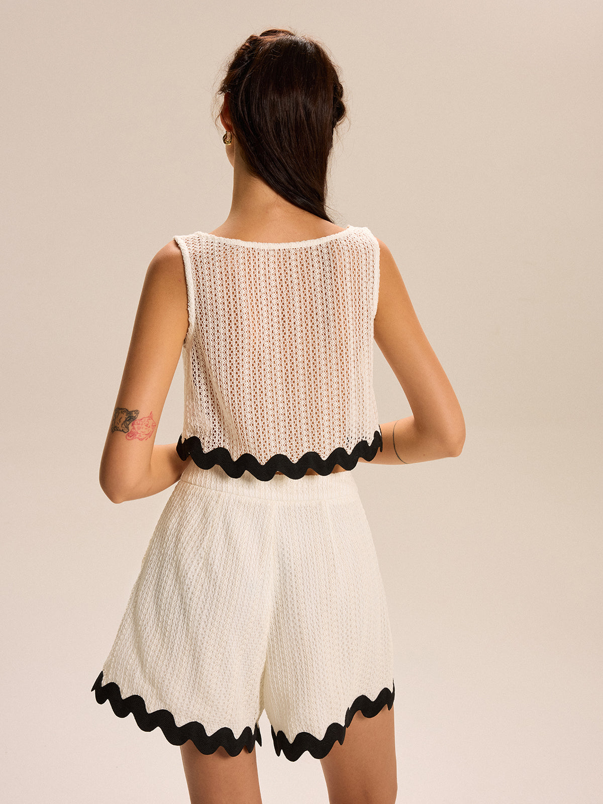 Cropped Tank Top And Scalloped-Trim Shorts Set