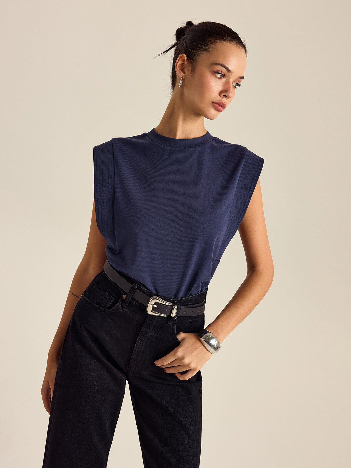 Solid Pleated Sleeveless Top