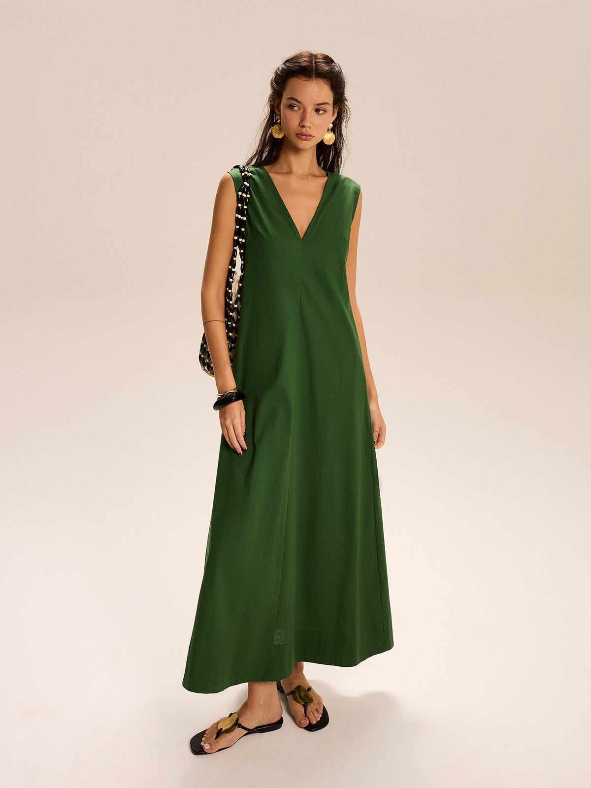 Linen & Cotton Pocketed V-Neck Maxi Dress