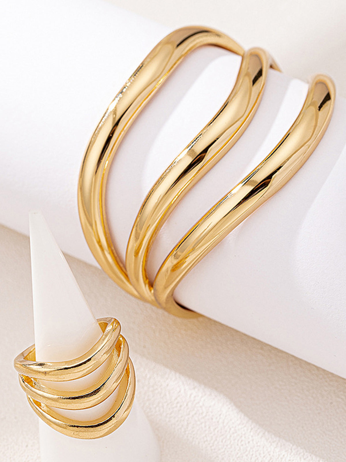 Sculpted Curve Bangle & Ring Set