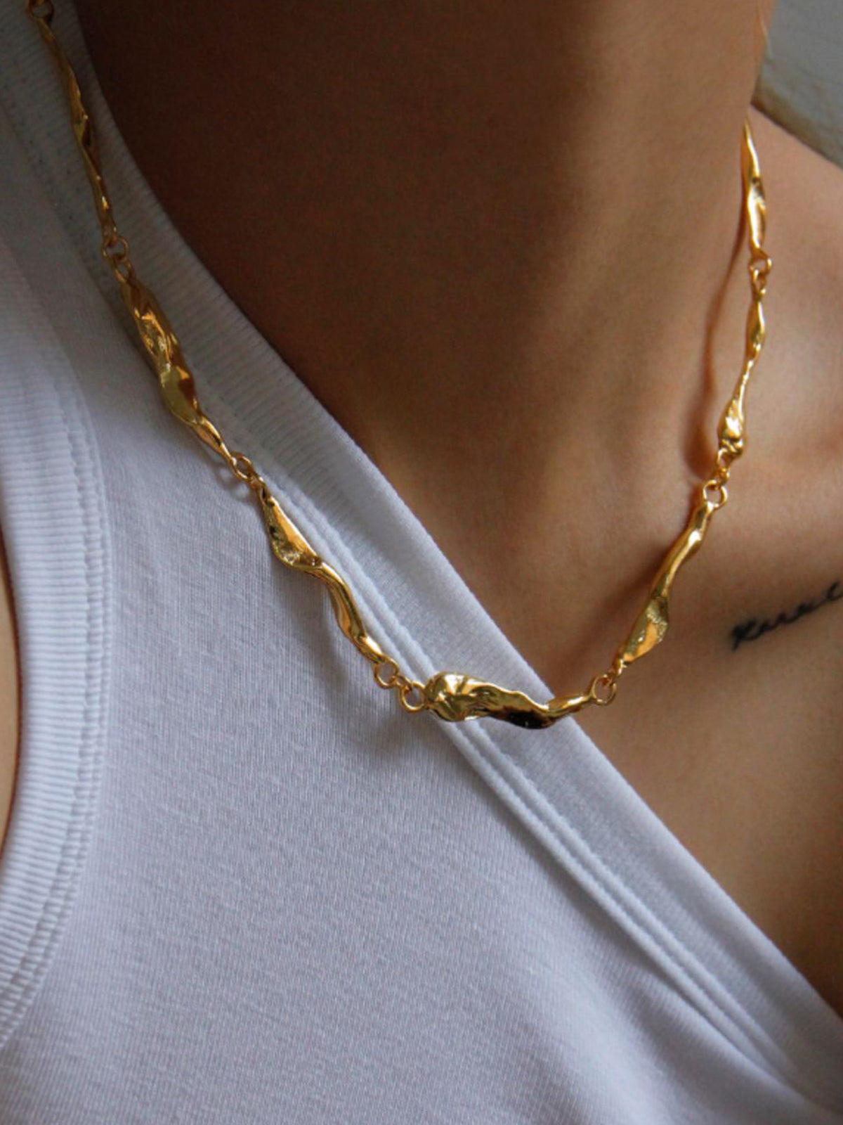 Golden Irregular Link Statement Necklace