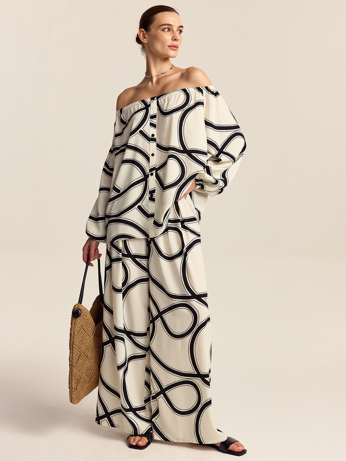 Patterned Wide-Leg Pants