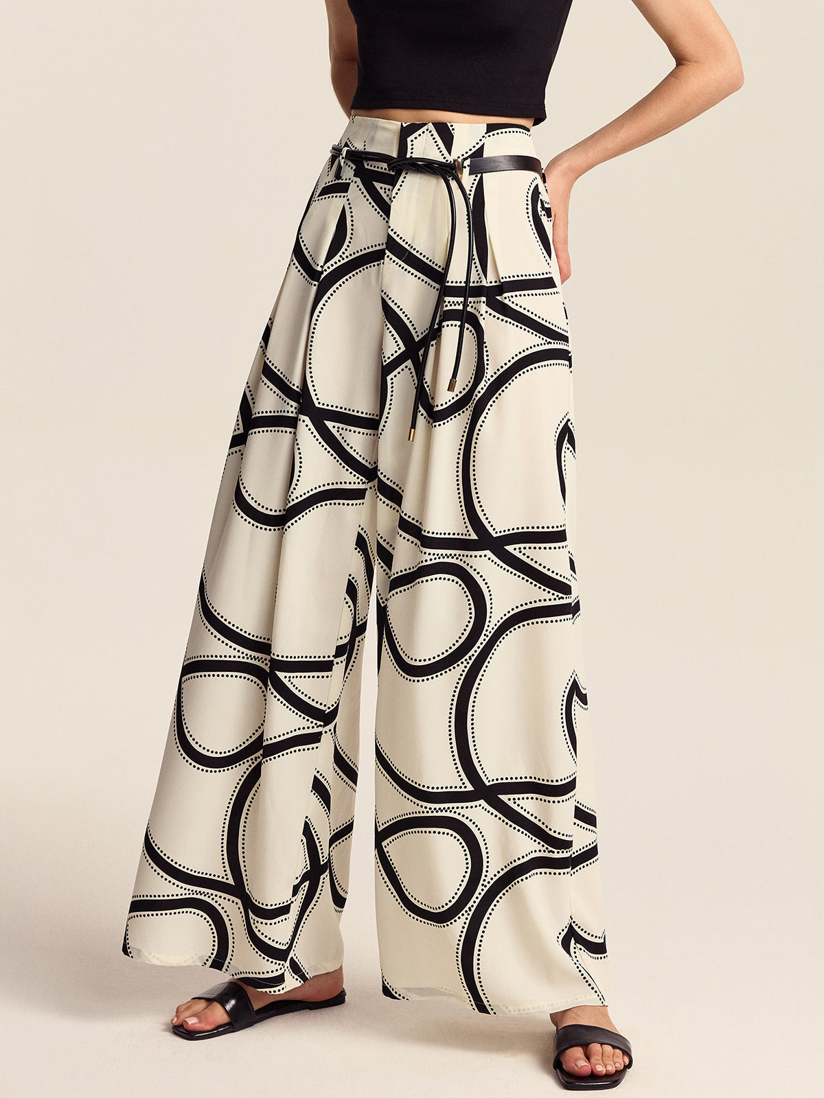 Patterned Wide-Leg Pants