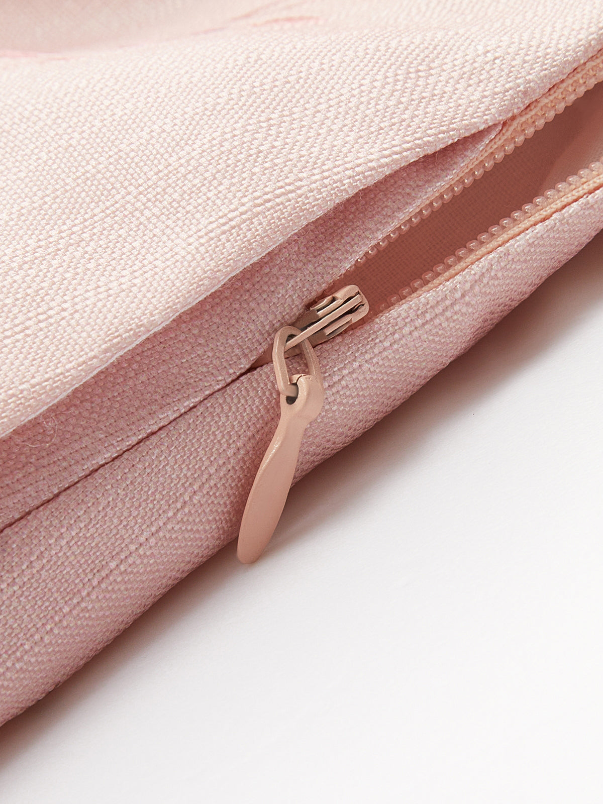 Floral Printed Belted High-Waist Shorts