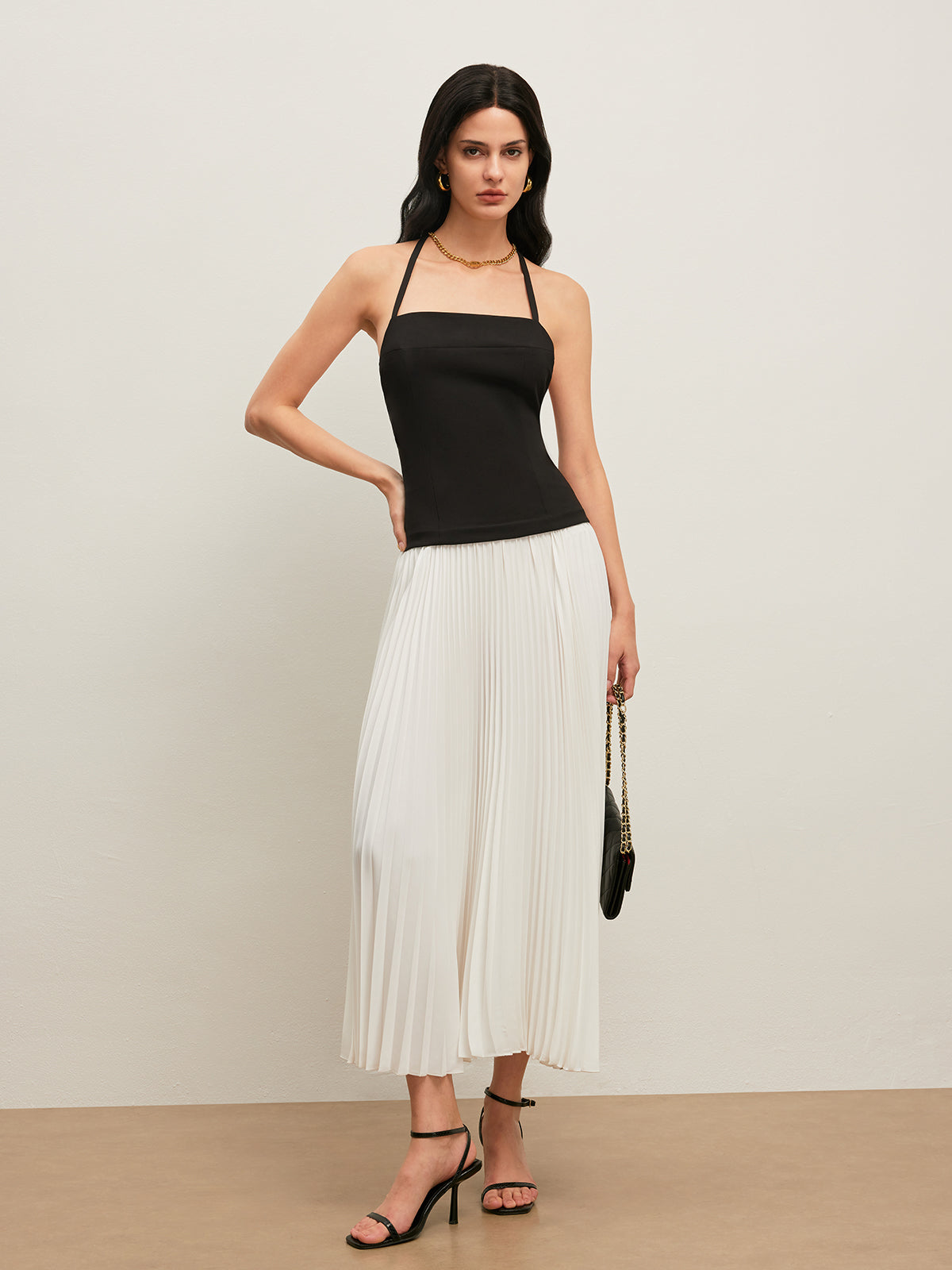 Backless Halter Pleated Dress