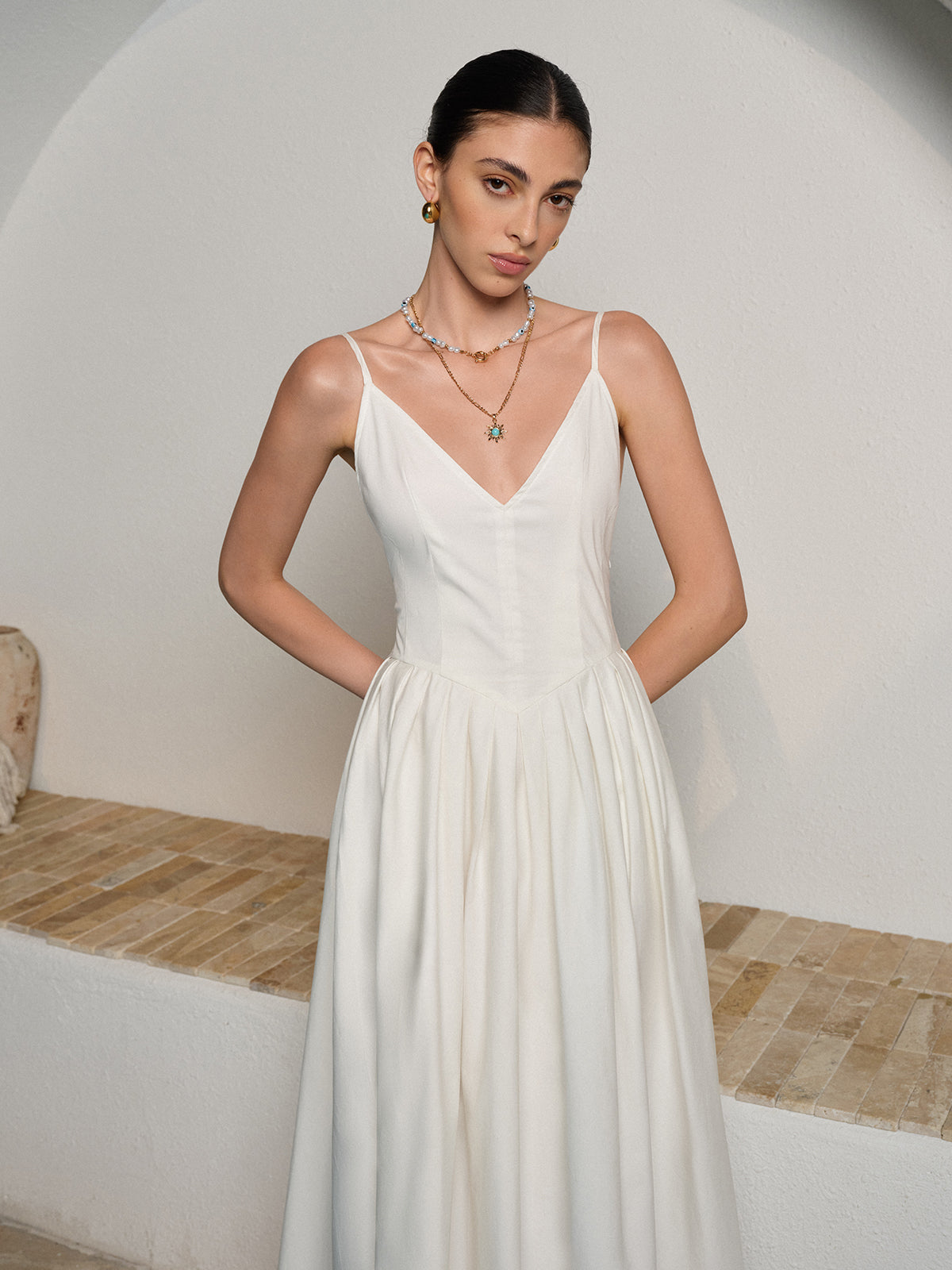 Backless Spaghetti Strap Pleated Dress