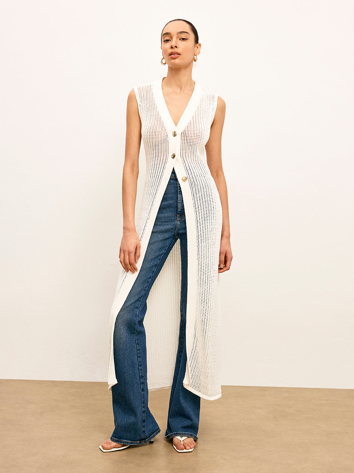 Knit Hollow Metal Detail Sleeveless Cardigan