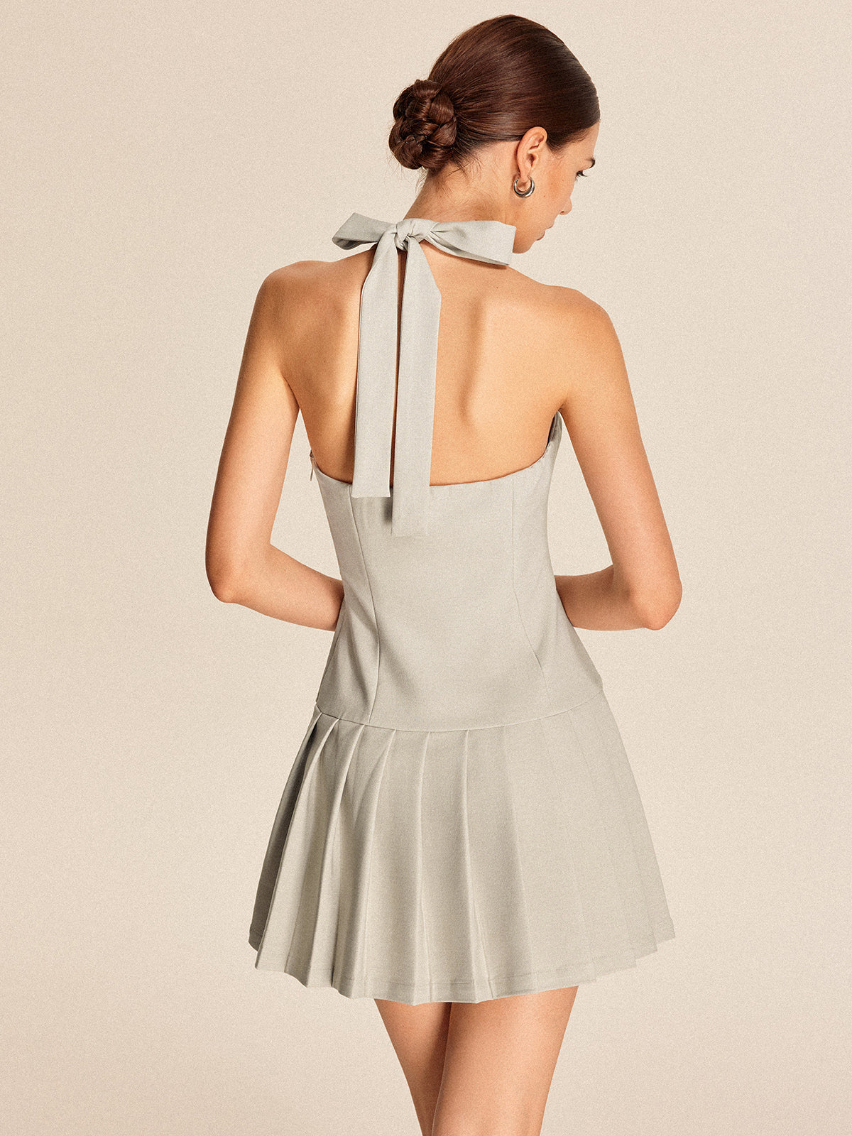 Metal Tie-Neck Zipper Pleated Short Dress