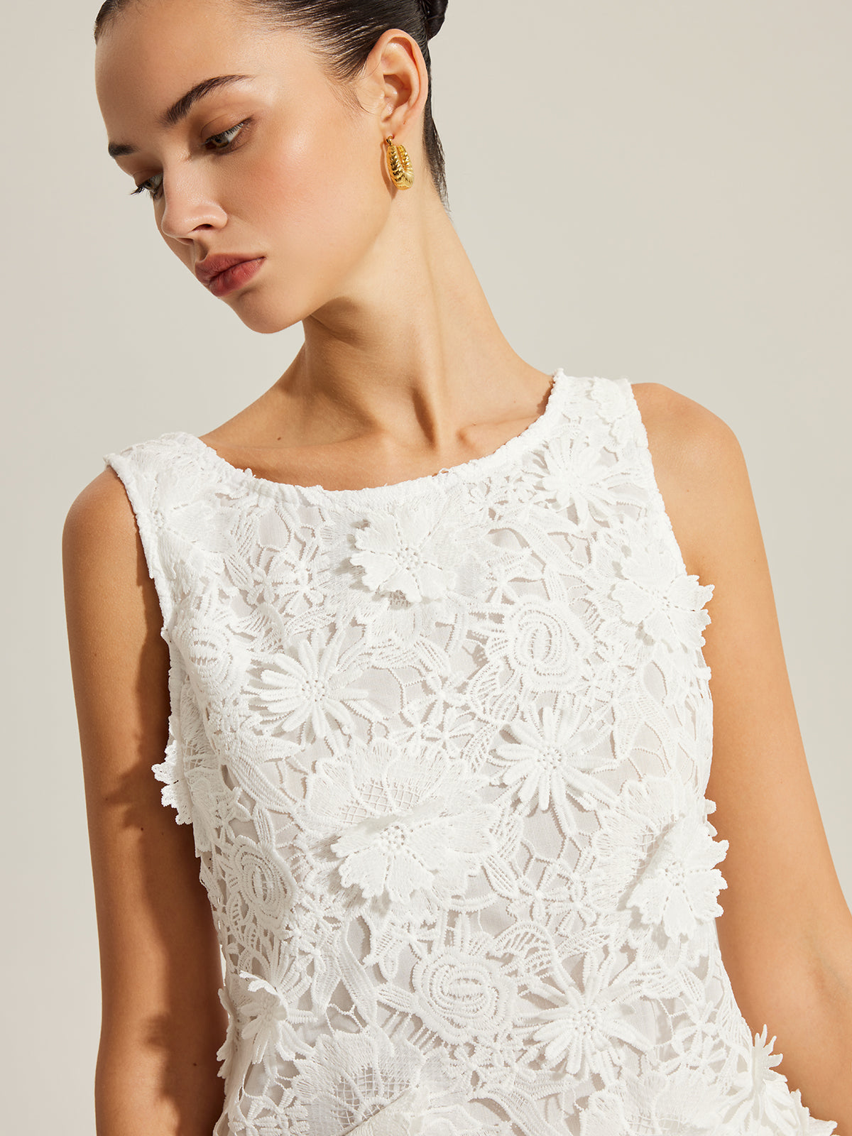 Floral Embroidered Sleeveless Lace Top
