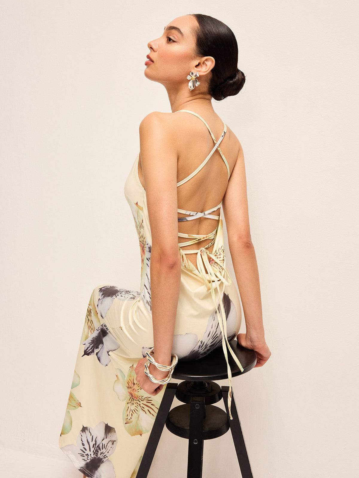 Backless Lace-Up Floral Dress