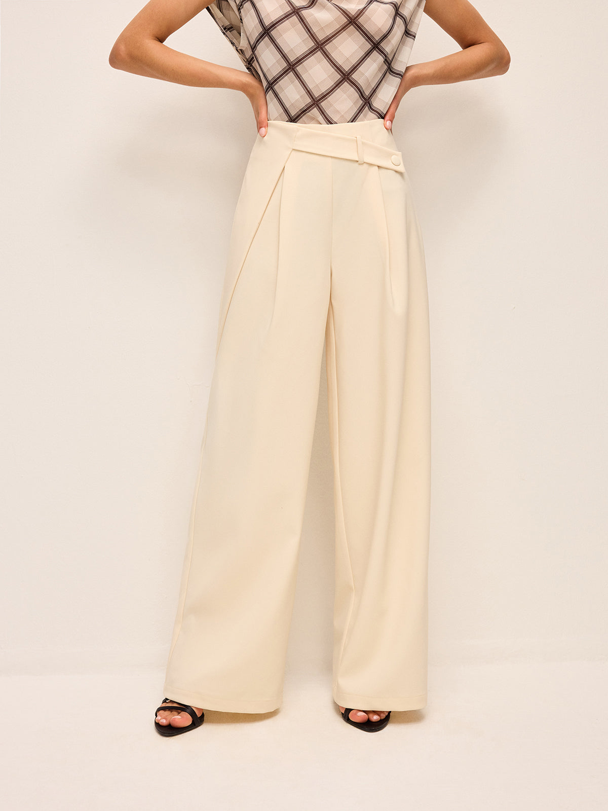 High-Waisted Wide-Leg Pants With Belted Detail