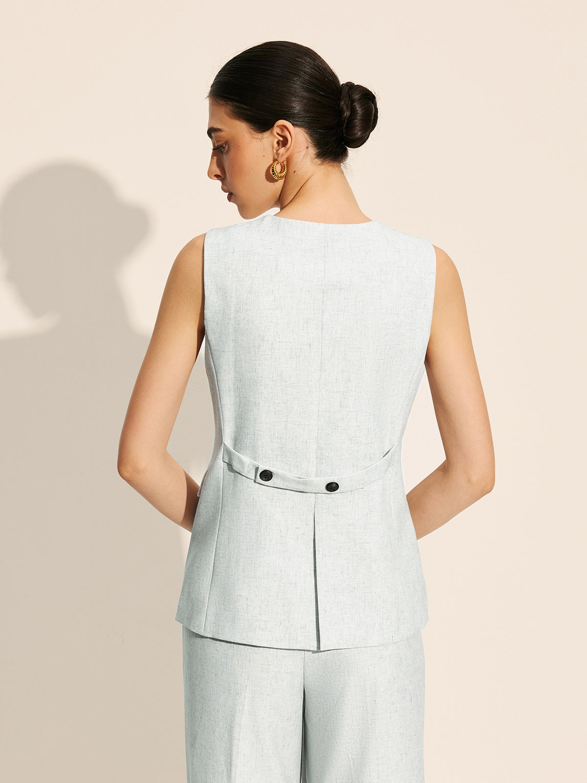 Pockets Sleeveless Tailored Vest