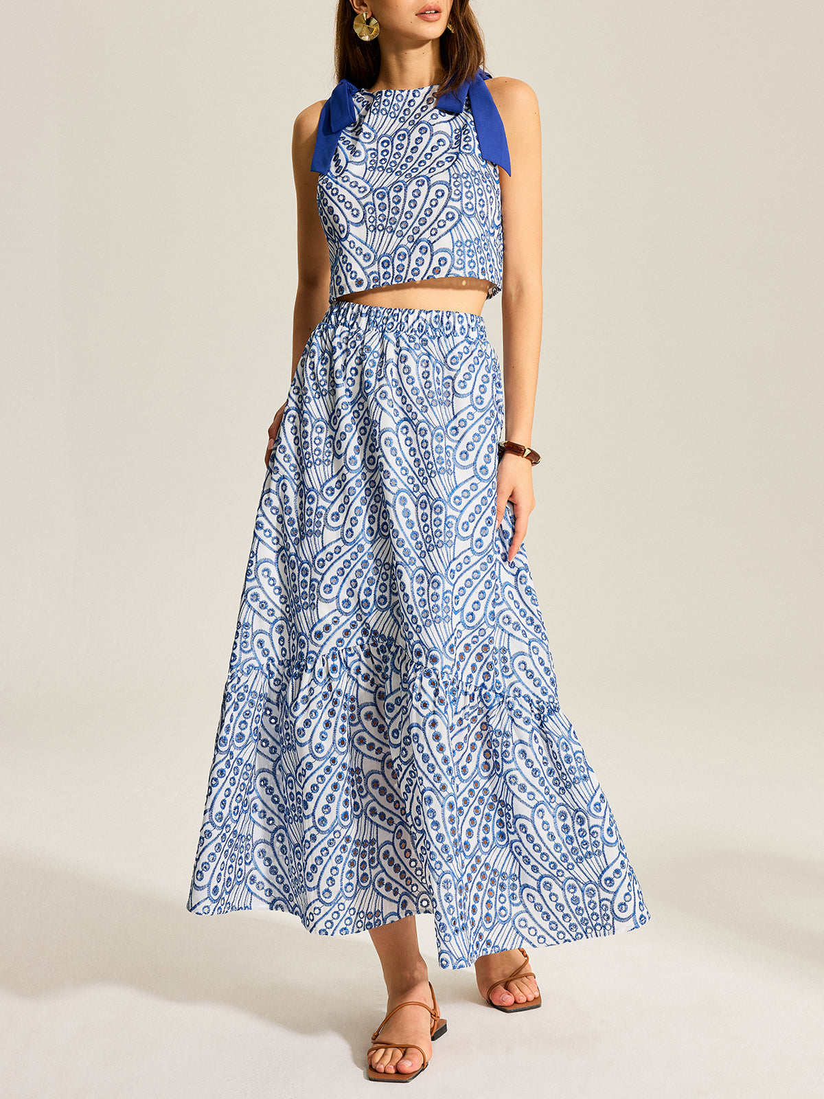 Sleeveless Contrast-Trim Top And Elastic-Waist Maxi Skirt Set