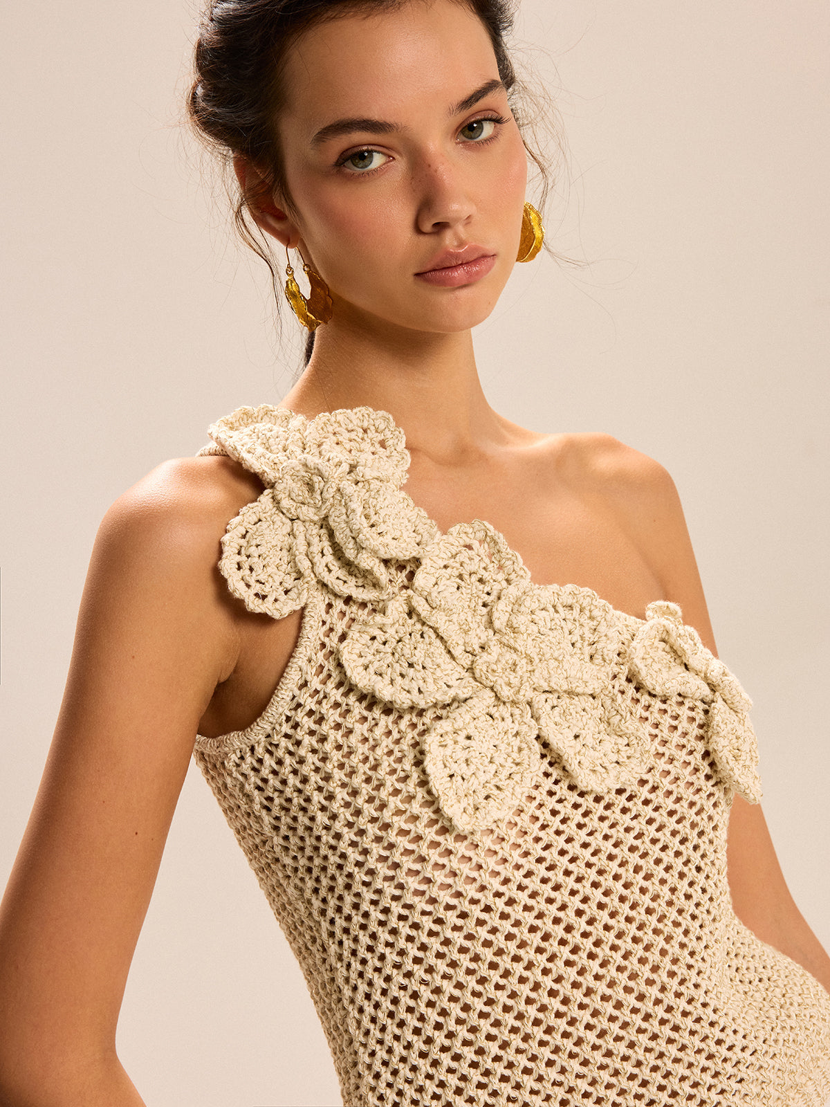 One-Shoulder Floral Crochet Knit Top