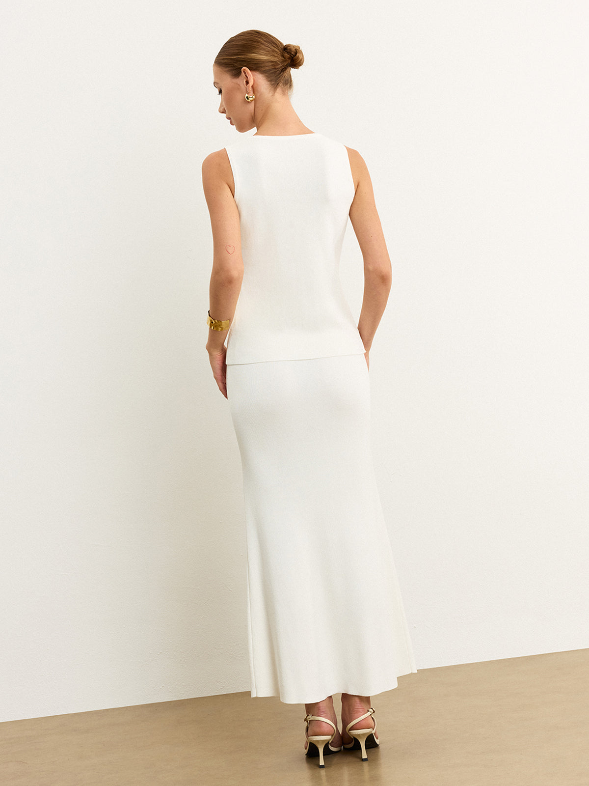 Sleeveless Button-Front Knit Skirt Set