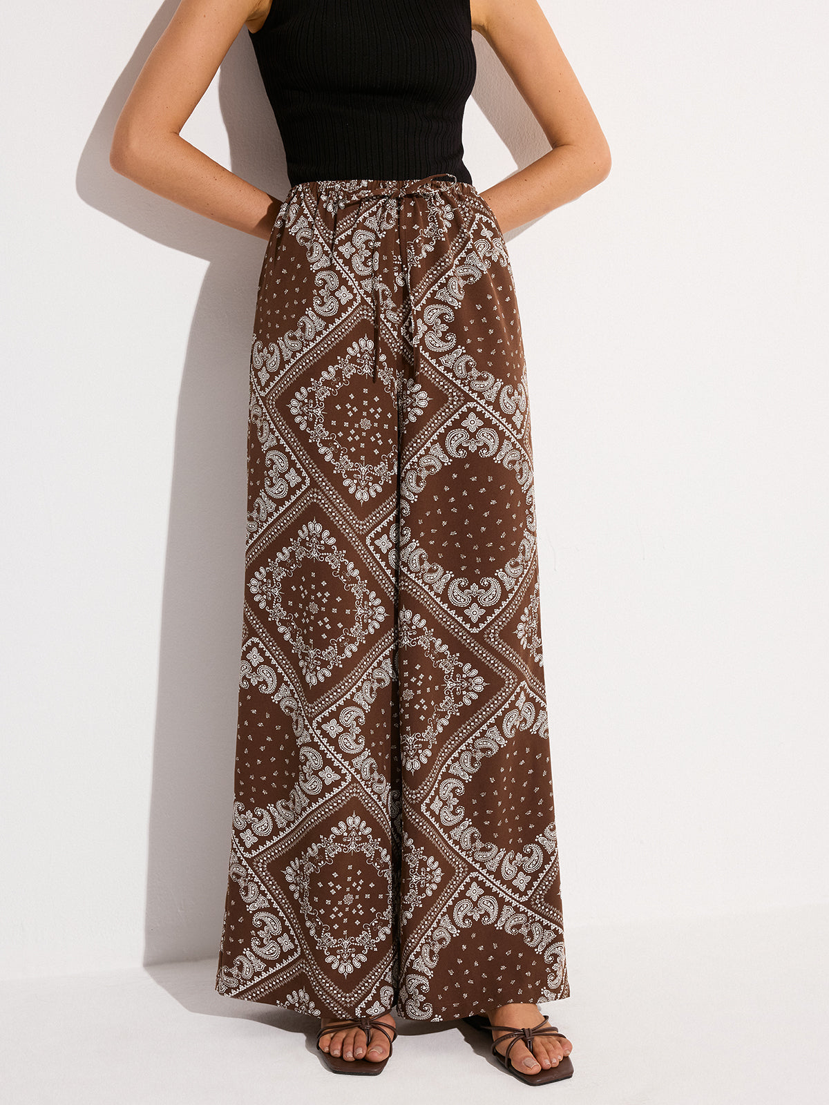 Paisley Print Pocketed Wide-Leg Pants