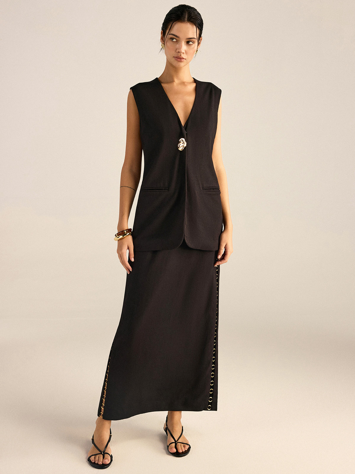 Metal Eyelet Detail Sleeveless Vest