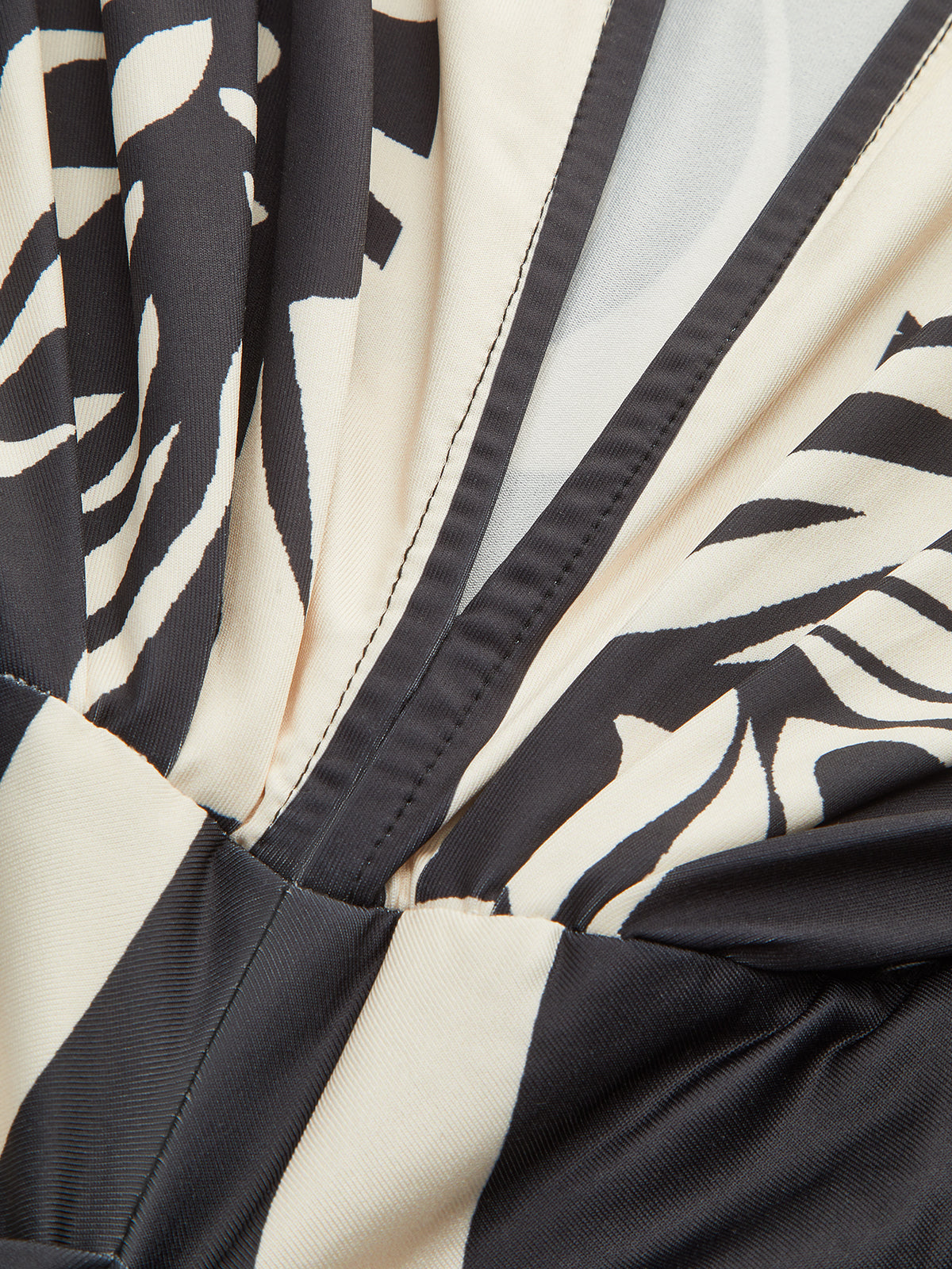 Floral Printed Ruched Deep V-Neck Midi Dress